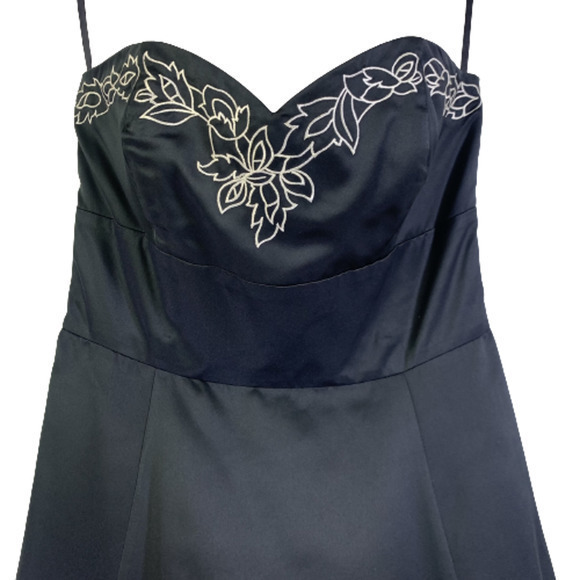 WHBM Black Floral Embroidered Strapless Dress - Picture 3 of 11